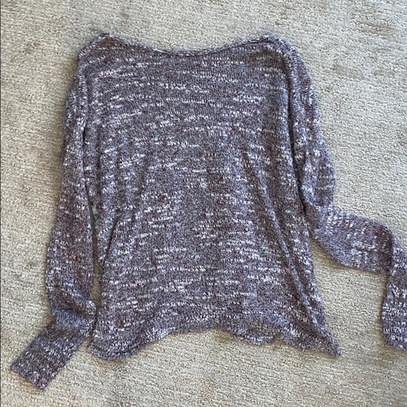 Hollister maroon knit sweater - Picture 2 of 2